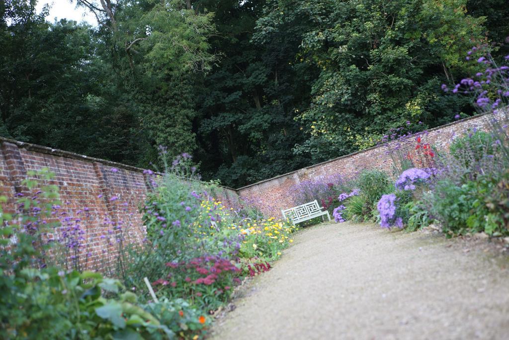 Lydiard Park Hotel & Conference Centre Swindon Bagian luar foto